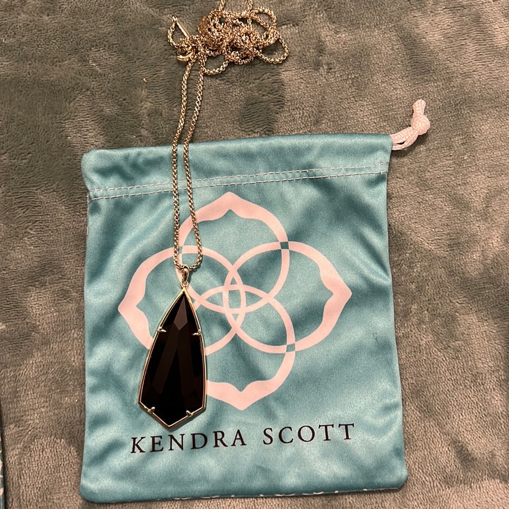 Kendra Scott Camry Long Black Pendant Gold Necklace